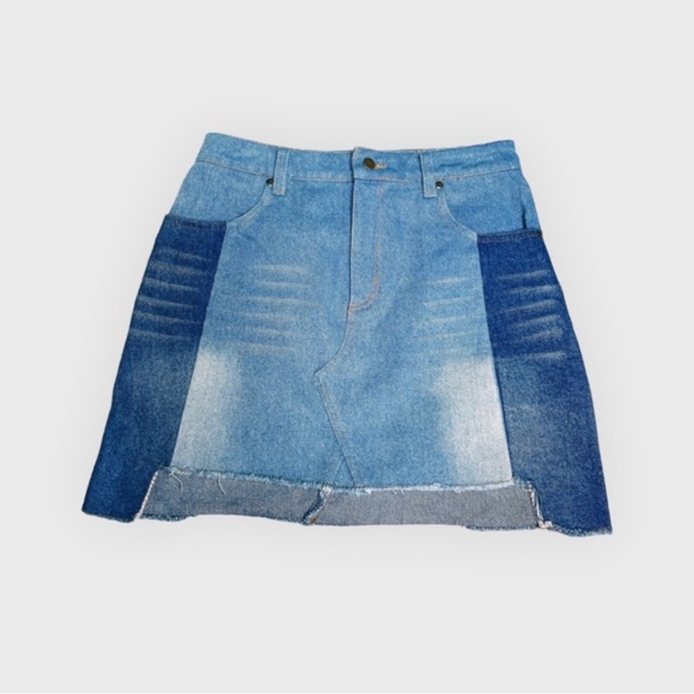 Wild Honey Patchwork Denim Skirt Womens Small Step Hem Two Tone‎